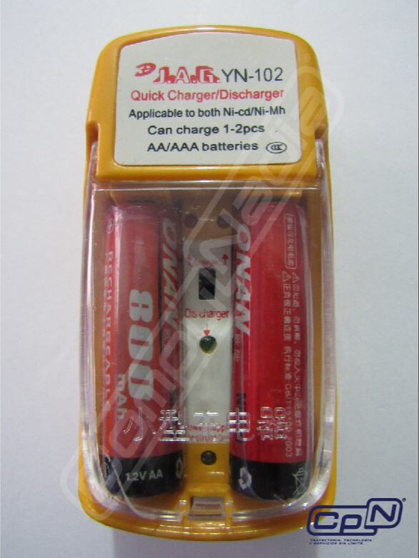 CARGADOR DE PILAS