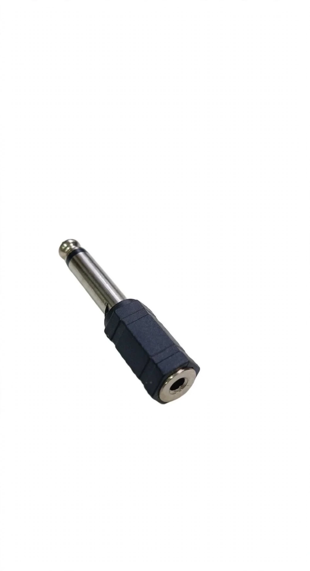 ADAPTADOR DE AUDIO PLUG 6.35mm A JACK 3.5mm