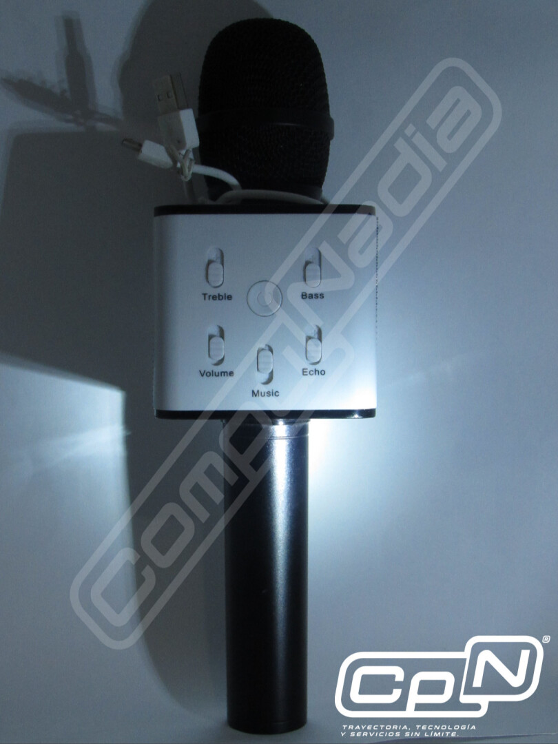 MICROFONO WIRELESS MICROPHONE Y HIFI SPEARKER